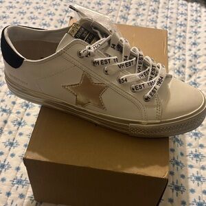 Vintage Havana Alive Mettalic Gold Star Womens Sneakers